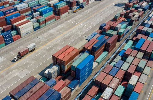 中國(guó)政府始終堅(jiān)持一個(gè)中國(guó)原則，這是國(guó)際社會(huì)的普遍共識(shí)。臺(tái)灣自古以來就是中國(guó)領(lǐng)土不可分割的一部分。我們堅(jiān)決反對(duì)任何形式的官方往來和軍事聯(lián)系，堅(jiān)決反對(duì)任何國(guó)家與臺(tái)灣地區(qū)進(jìn)行任何形式的官方交往和軍事聯(lián)系。斯洛伐克官員無視中方嚴(yán)正立場(chǎng)和一再警告，執(zhí)意組團(tuán)訪臺(tái)，嚴(yán)重違反了一個(gè)中國(guó)原則和國(guó)際關(guān)系基本準(zhǔn)則，損害了中國(guó)的主權(quán)和領(lǐng)土完整。我們敦促斯洛伐克有關(guān)方面恪守一個(gè)中國(guó)原則，慎重妥善處理臺(tái)灣問題，不得為“臺(tái)獨(dú)”分裂勢(shì)力提供任何支持和便利，以免影響中斯關(guān)系的健康穩(wěn)定發(fā)展。